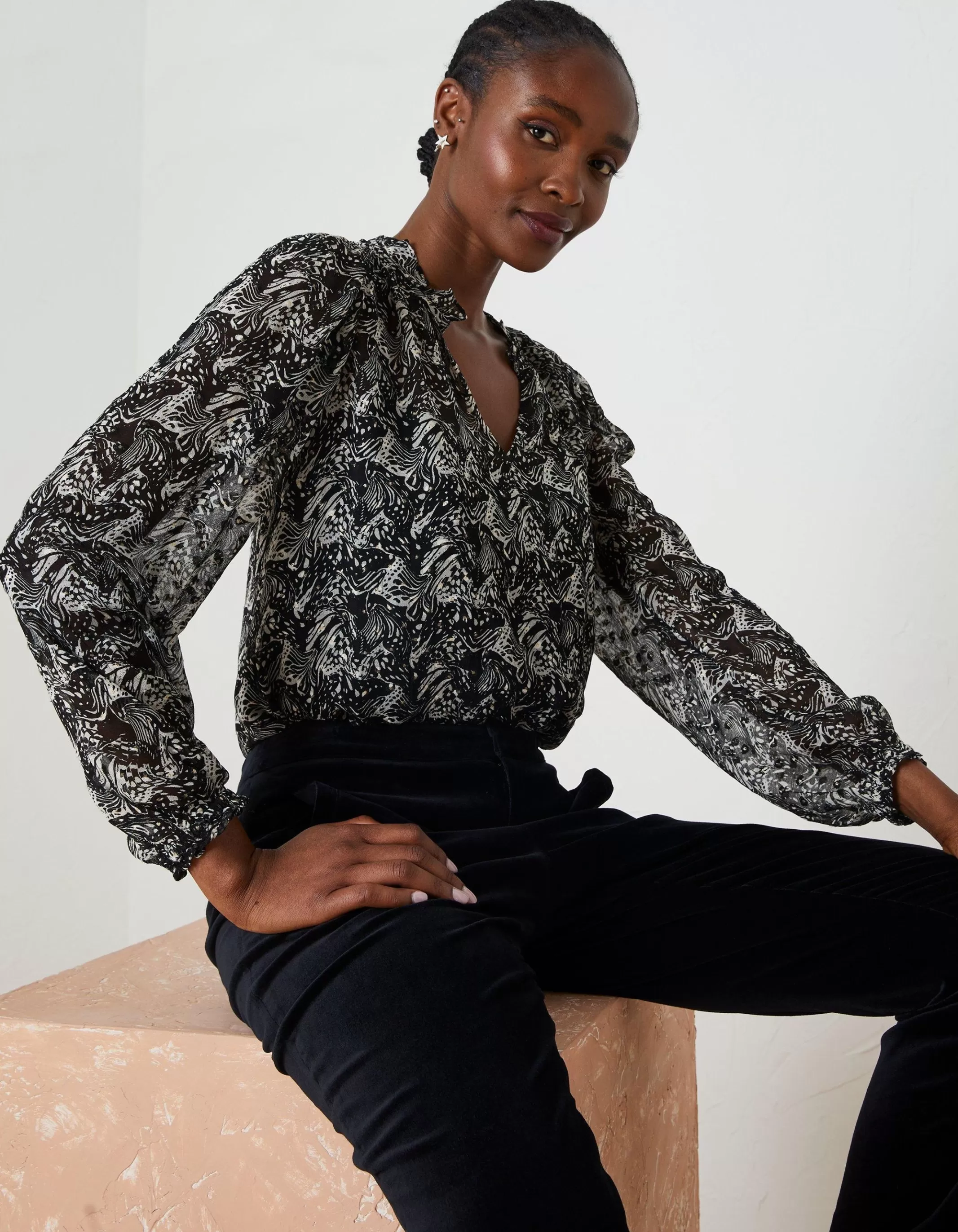 Clearance FatFace Charlie Abstract Blouse Black