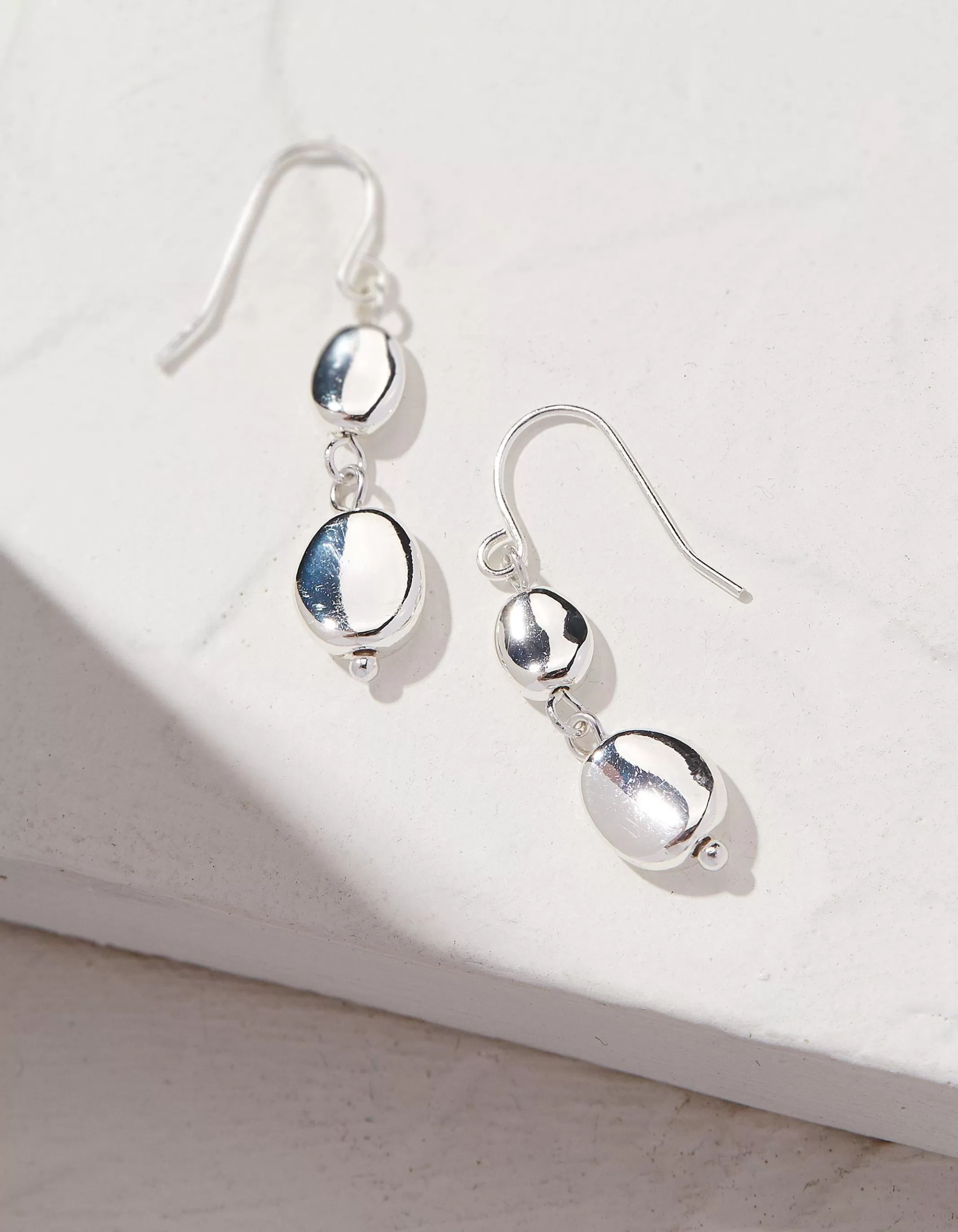 Hot FatFace Hammered Drop Earrings Silver