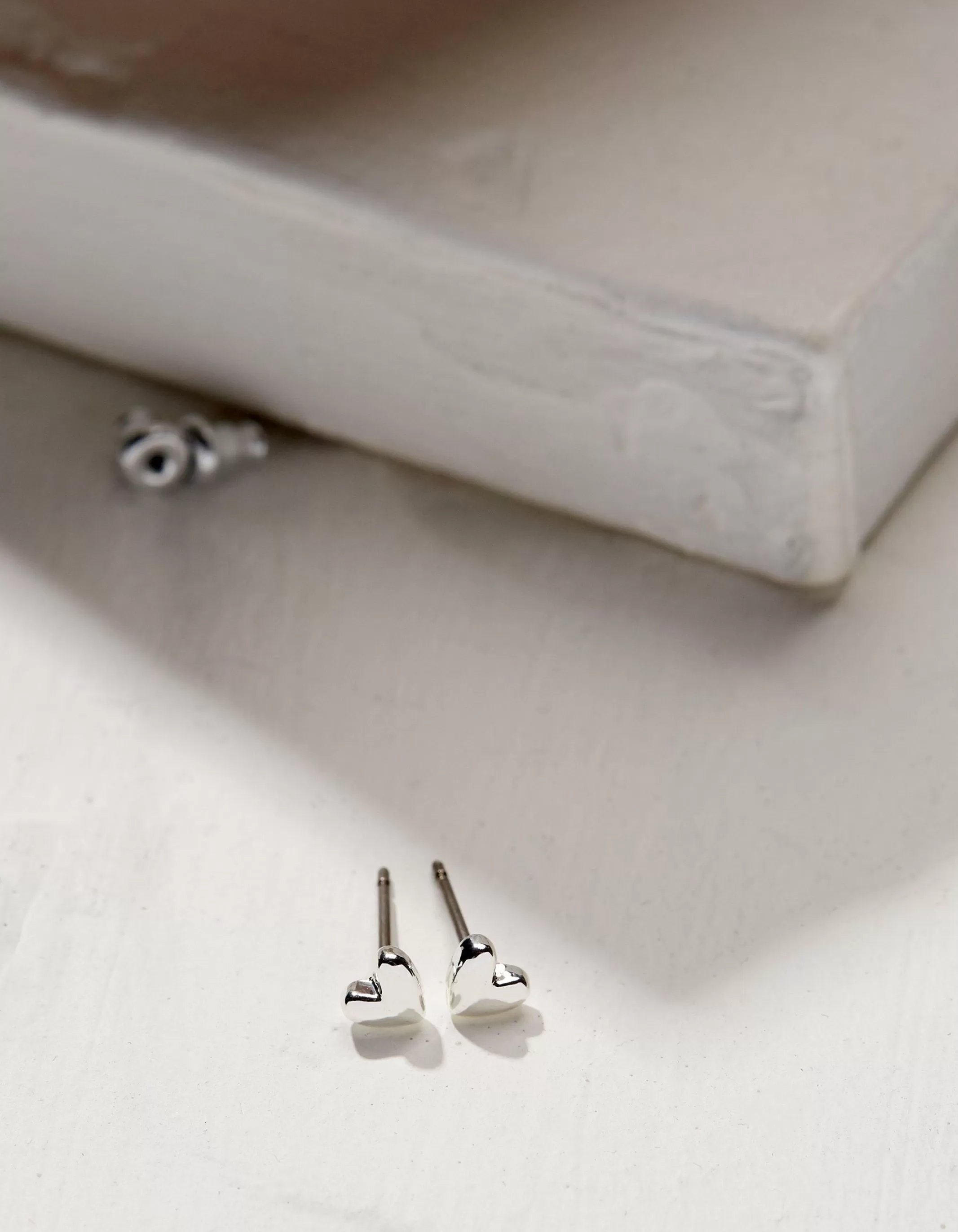 Flash Sale FatFace Heart Studs Silver